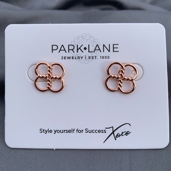 Park Lane Jewelry - Park Lane Rose Gold Four Leaf Clover Earrings